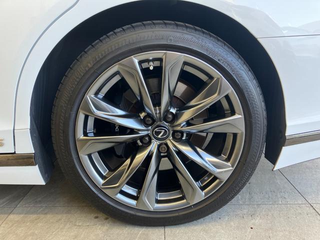 ＬＳ ＬＳ５００ｈ　Ｆスポーツ　ムーンルーフ　赤シート　Ｍａｒｋ　Ｌｅｖｉｎｓｏｎ　運転／助手席／リアシート・ステアリングヒーター　運転／助手席ベンチレーション　デジタルインナーミラー　ヘッドアップディスプレイ　全方位カメラ（62枚目）