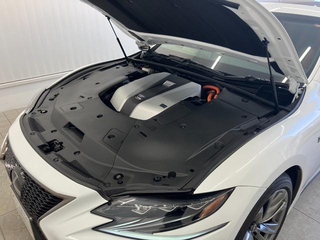 ＬＳ ＬＳ５００ｈ　Ｆスポーツ　ムーンルーフ　赤シート　Ｍａｒｋ　Ｌｅｖｉｎｓｏｎ　運転／助手席／リアシート・ステアリングヒーター　運転／助手席ベンチレーション　デジタルインナーミラー　ヘッドアップディスプレイ　全方位カメラ（70枚目）