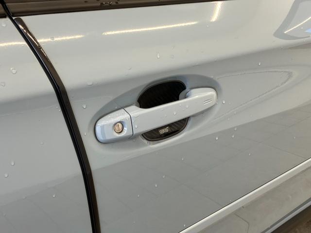 ＸＶ １．６ｉ－Ｌ　アイサイト　修復歴無し　ワンオーナー車　１２ヶ月保証付　障害物センサ　サイド・バックカメラ　ブラインドスポットモニター　Ｂｌｕｅｔｏｏｔｈ　Ａｐｐｌｅ　ＣａｒＰｌａｙ　パドルシフト　ＬＥＤオートライト　ＥＴＣ（8枚目）