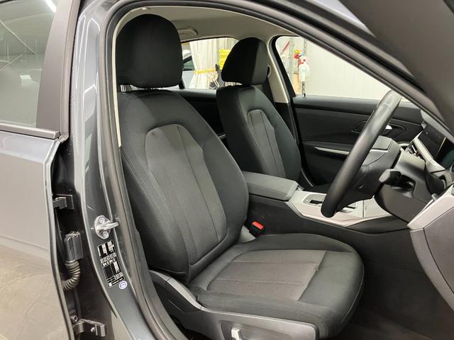 3シリーズ 320i 修復歴無し ワンオーナー車 車検整備付 コンフォートpkg 電動リアゲートキック開閉 純正ナビ 追従型クルコン 障害物センサー バックカメラ 純正16インチホイール LEDオートライト シートヒーター(35枚目)