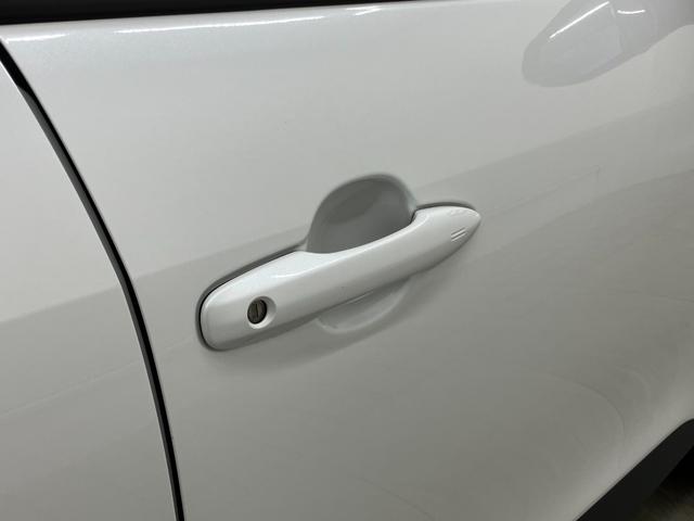 ���X�́A�����E���_�������H�@���q�h�b��荑���S�P�������R�E���R���ʂ֎ԂŖ�P�T���I