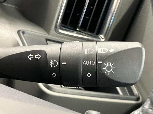 タント カスタムRSセレクション ツートンカラー 1オーナー車 修復歴無 純正ナビ・12.8インチリアモニター・ドラレコ・15インチアルミ rosso modelloマフラー シートカバー 全方位カメラ 障害物センサ 追従型クルコン(19枚目)