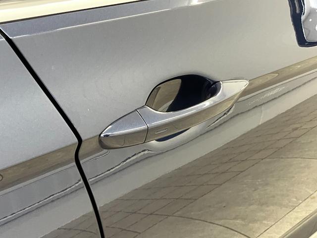 ���X�́A�����E���_�������H�@���q�h�b��荑���S�P�������R�E���R���ʂ֎ԂŖ�P�T���I