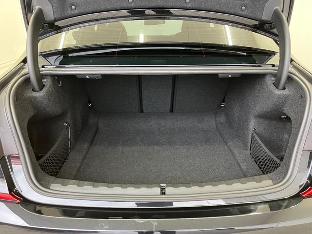 ���ׂĂ̍݌ɎԂ͂Q�c�̂̌������s������A�C���^�[�l�b�g�֌��J���Ă���܂��B