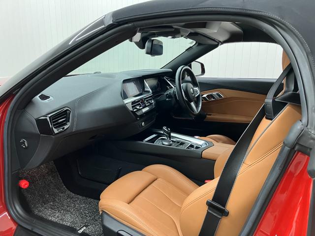 ���ׂĂ̍݌ɎԂ͂Q�c�̂̌������s������A�C���^�[�l�b�g�֌��J���Ă���܂��B