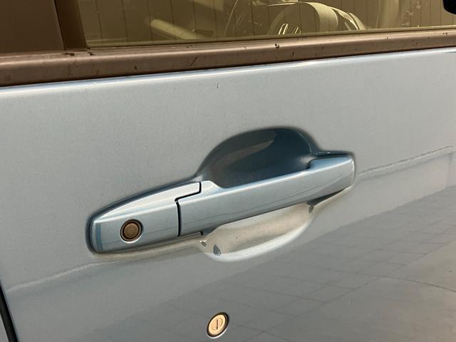 ���X�́A�����E���_�������H�@���q�h�b��荑���S�P�������R�E���R���ʂ֎ԂŖ�P�T���I