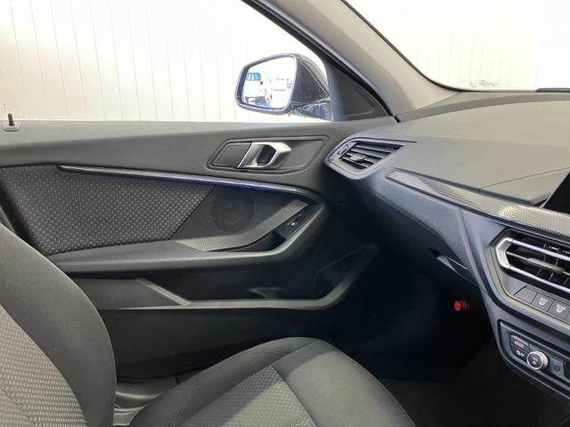 ���ׂĂ̍݌ɎԂ͂Q�c�̂̌������s������A�C���^�[�l�b�g�֌��J���Ă���܂��B