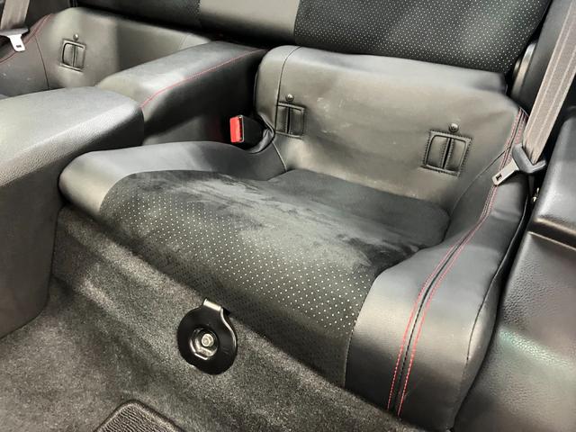 ８６ ＧＴリミテッド　修復歴無し　１２か月保証／点検整備付　ＴＲＤフルエアロ・マフラー・フィン　ＴＷＳ鍛造１８インチＴ６６－Ｆ　タナベダウンサス　ＨＫＳエアインテークダクト　キャタライザー　ＡＰＥＸｉインテーク　ブレンボ（41枚目）