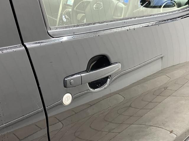 ���X�́A�����E���_�������H�@���q�h�b��荑���S�P�������R�E���R���ʂ֎ԂŖ�P�T���I