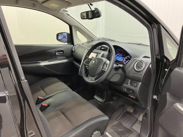 ���X�́A�����E���_�������H�@���q�h�b��荑���S�P�������R�E���R���ʂ֎ԂŖ�P�T���I