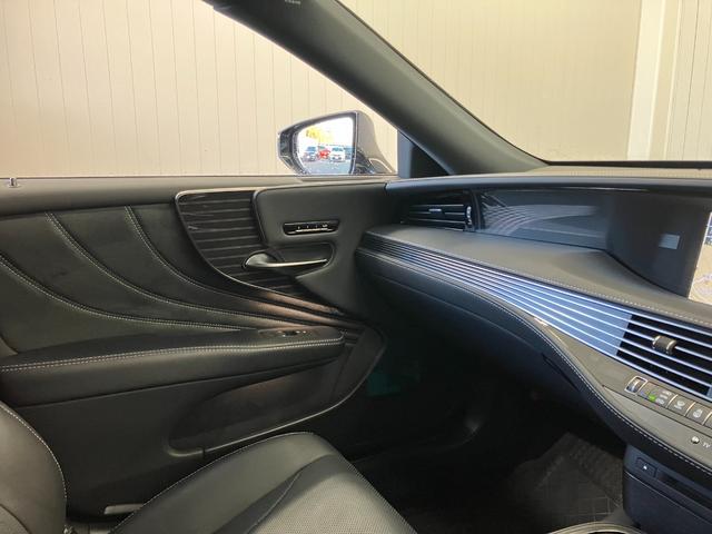 ���X�́A�����E���_�������H�@���q�h�b��荑���S�P�������R�E���R���ʂ֎ԂŖ�P�T���I