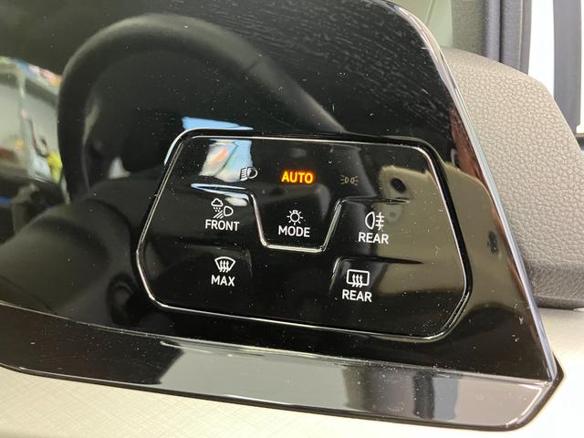 ���X�́A�����E���_�������H�@���q�h�b��荑���S�P�������R�E���R���ʂ֎ԂŖ�P�T���I