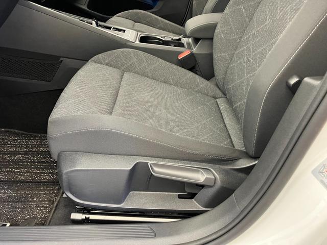 �X���ł̔̔������Ă���܂��̂ŁA���Ԃ�����ƂȂ邱�Ƃ��������܂��B�C�ɂȂ邨�Ԃ͂܂��͂��₢���킹���������I