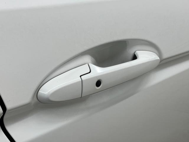 ���X�́A�����E���_�������H�@���q�h�b��荑���S�P�������R�E���R���ʂ֎ԂŖ�P�T���I