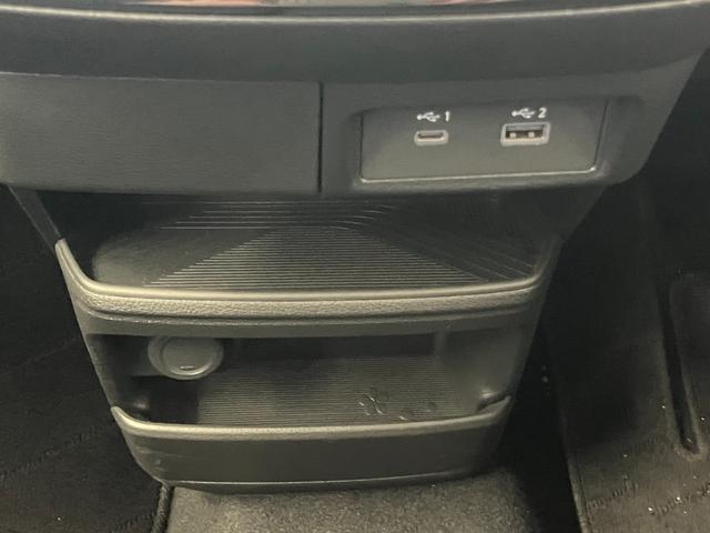 ���ׂĂ̍݌ɎԂ͂Q�c�̂̌������s������A�C���^�[�l�b�g�֌��J���Ă���܂��B