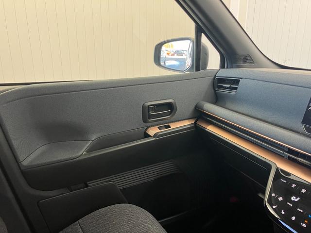 ���X�́A�����E���_�������H�@���q�h�b��荑���S�P�������R�E���R���ʂ֎ԂŖ�P�T���I