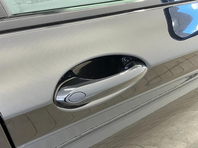 ���X�́A�����E���_�������H�@���q�h�b��荑���S�P�������R�E���R���ʂ֎ԂŖ�P�T���I