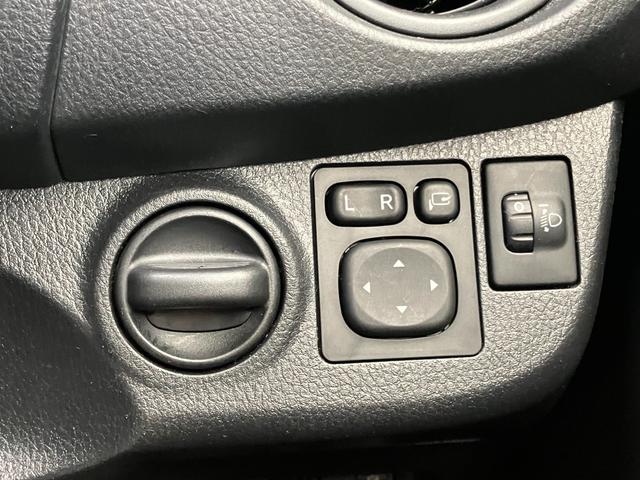 ���X�́A�����E���_�������H�@���q�h�b��荑���S�P�������R�E���R���ʂ֎ԂŖ�P�T���I