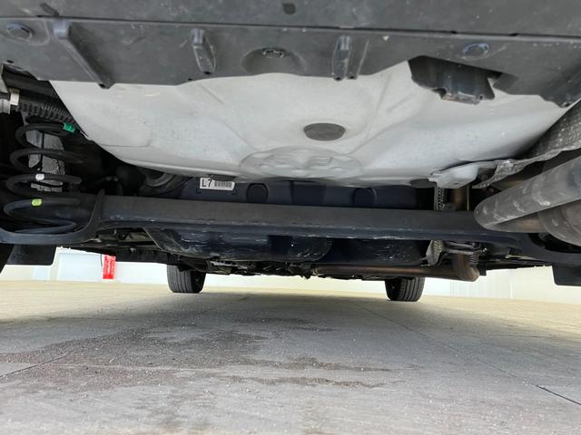 ���X�́A�����E���_�������H�@���q�h�b��荑���S�P�������R�E���R���ʂ֎ԂŖ�P�T���I