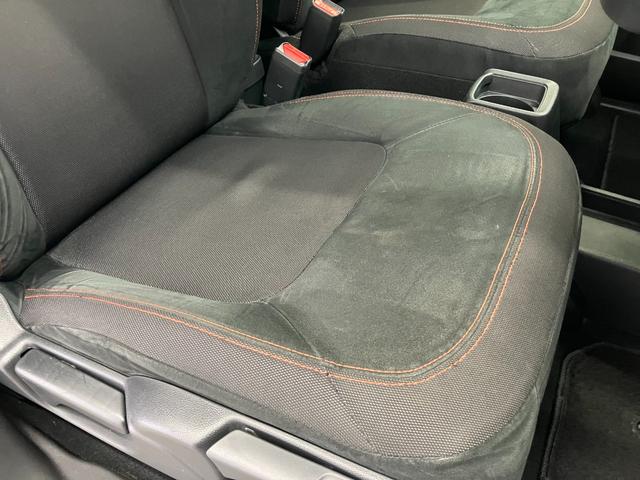 Ｎ－ＯＮＥ ＲＳ　修復歴無し　１２ヶ月保証・点検整備付　無限（フロント・サイドスポイラー　エキゾースト　シフトノブ　バイザー　フロア・ラゲッジマット）　ＢＬＩＴＺ（カーボンエアクリ　パワコン）　純正ナビ・１５インチＡＷ（7枚目）