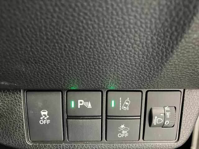 Ｎ－ＯＮＥ ＲＳ　修復歴無し　１２ヶ月保証・点検整備付　無限（フロント・サイドスポイラー　エキゾースト　シフトノブ　バイザー　フロア・ラゲッジマット）　ＢＬＩＴＺ（カーボンエアクリ　パワコン）　純正ナビ・１５インチＡＷ（25枚目）