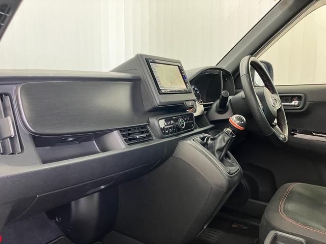 Ｎ－ＯＮＥ ＲＳ　修復歴無し　１２ヶ月保証・点検整備付　無限（フロント・サイドスポイラー　エキゾースト　シフトノブ　バイザー　フロア・ラゲッジマット）　ＢＬＩＴＺ（カーボンエアクリ　パワコン）　純正ナビ・１５インチＡＷ（45枚目）