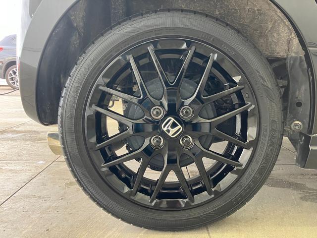 Ｎ－ＯＮＥ ＲＳ　修復歴無し　１２ヶ月保証・点検整備付　無限（フロント・サイドスポイラー　エキゾースト　シフトノブ　バイザー　フロア・ラゲッジマット）　ＢＬＩＴＺ（カーボンエアクリ　パワコン）　純正ナビ・１５インチＡＷ（49枚目）