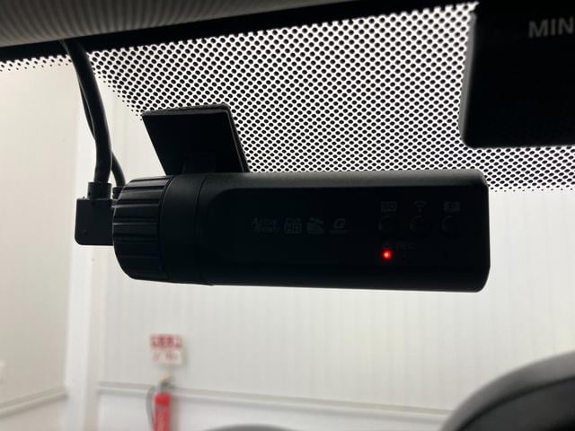 MINI クーパーD ツートンカラー ワンオーナー車 修復歴無し 12ヶ月点検整備付 6ヶ月保証 純正ナビ・16インチアルミ シートヒーター クルコン ETC バックカメラ Bluetooth 前後ドラレコ 障害物センサー(26枚目)