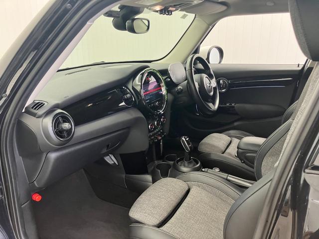 MINI クーパーD ツートンカラー ワンオーナー車 修復歴無し 12ヶ月点検整備付 6ヶ月保証 純正ナビ・16インチアルミ シートヒーター クルコン ETC バックカメラ Bluetooth 前後ドラレコ 障害物センサー(34枚目)