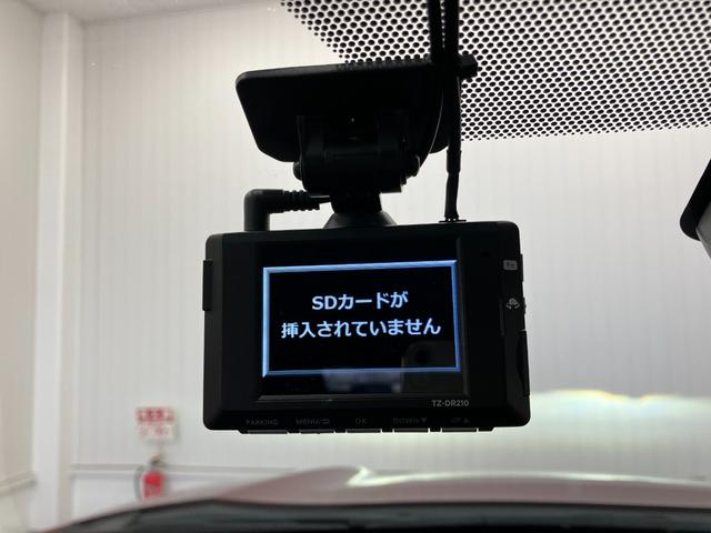 ���X�́A�����E���_�������H�@���q�h�b��荑���S�P�������R�E���R���ʂ֎ԂŖ�P�T���I