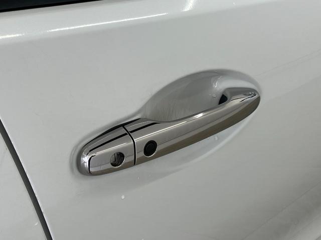 ���X�́A�����E���_�������H�@���q�h�b��荑���S�P�������R�E���R���ʂ֎ԂŖ�P�T���I