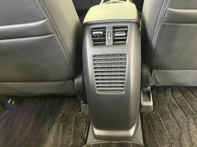 ���X�́A�����E���_�������H�@���q�h�b��荑���S�P�������R�E���R���ʂ֎ԂŖ�P�T���I