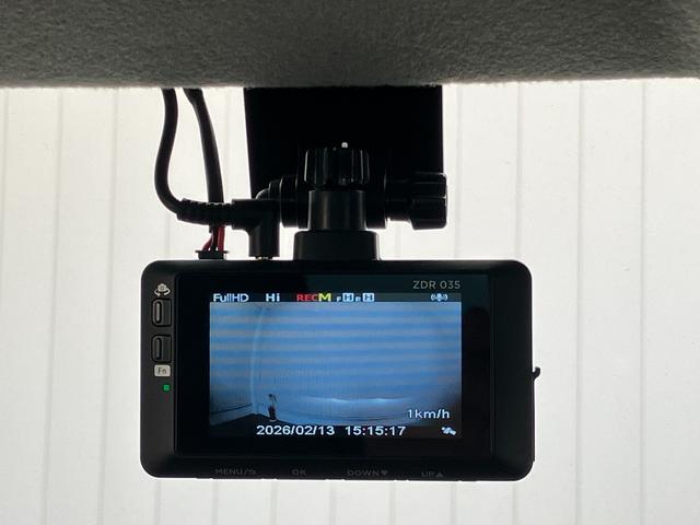 ���X�́A�����E���_�������H�@���q�h�b��荑���S�P�������R�E���R���ʂ֎ԂŖ�P�T���I