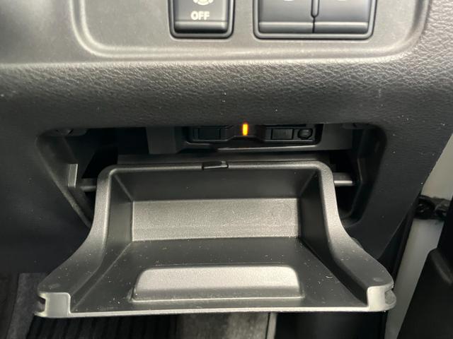 �X���ł̔̔������Ă���܂��̂ŁA���Ԃ�����ƂȂ邱�Ƃ��������܂��B�C�ɂȂ邨�Ԃ͂܂��͂��₢���킹���������I