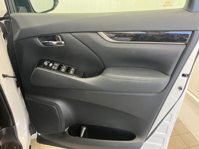 アルファード ２．５Ｓ　タイプゴールド　モデリスタエアロ／ホイール　サンルーフ　後席モニター　特別仕様車　修復歴無　１２ヶ月保証／点検整備付　純正ディスプレイオーディオ　ナビ・ＴＶキット　追従型クルコン　障害物センサー　バックカメラ　ＥＴＣ（32枚目）