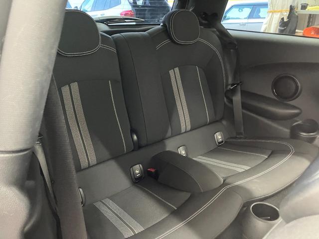 ���ׂĂ̍݌ɎԂ͂Q�c�̂̌������s������A�C���^�[�l�b�g�֌��J���Ă���܂��B