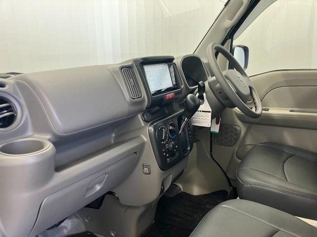 �X���ł̔̔������Ă���܂��̂ŁA���Ԃ�����ƂȂ邱�Ƃ��������܂��B�C�ɂȂ邨�Ԃ͂܂��͂��₢���킹���������I