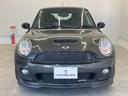 MINI ジョンクーパーワークス MT車 禁煙ワンオーナー車両 修復歴無 ポータブルナビゲーション 車検整備付 純正17インチアルミホイール HIDヘッドライト フォグランプ キーレス ETC FM/AM AUX CD 横滑り防止装置 中古車画像_2