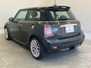 MINI ジョンクーパーワークス MT車 禁煙ワンオーナー車両 修復歴無 ポータブルナビゲーション 車検整備付 純正17インチアルミホイール HIDヘッドライト フォグランプ キーレス ETC FM/AM AUX CD 横滑り防止装置 中古車画像_3