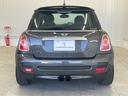 MINI ジョンクーパーワークス MT車 禁煙ワンオーナー車両 修復歴無 ポータブルナビゲーション 車検整備付 純正17インチアルミホイール HIDヘッドライト フォグランプ キーレス ETC FM/AM AUX CD 横滑り防止装置 中古車画像_4