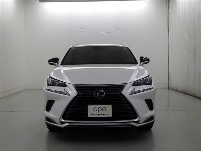 NX NX300 スパイス&シック レクサス認定中古車CPO ルーフレール ヘッドアップディスプレイ パノラミックビューモニター アクセサリーコンセント AC100V・100W フロアマット(純正) サイドバイザー ナンバーフレーム(8枚目)