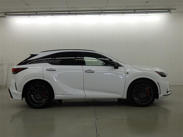 ＲＸ ＲＸ５００ｈ　Ｆスポーツパフォーマンス　レクサス認定中古車ＣＰＯ　２１インチアルミホイール　Ｆ専用オレンジブレーキキャリパー　ルーフレール　パノラマルーフ　輻射ヒーター　フロアマット（純正）　ナンバーフレーム　ドライブレコーダー（7枚目）