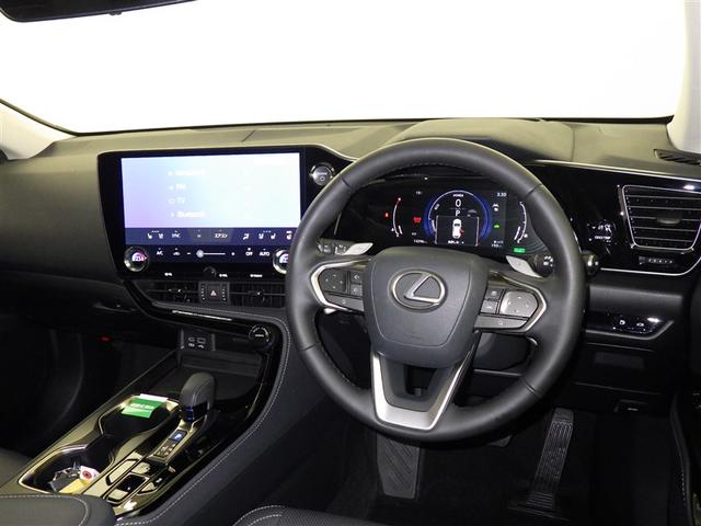NX NX350h バージョンL レクサス認定中古車CPO パーキングサポートブレーキ パノラミックビューモニター サイドバイザー ナンバーフレーム ドライブレコーダー(社外/コムテック/前後)(9枚目)