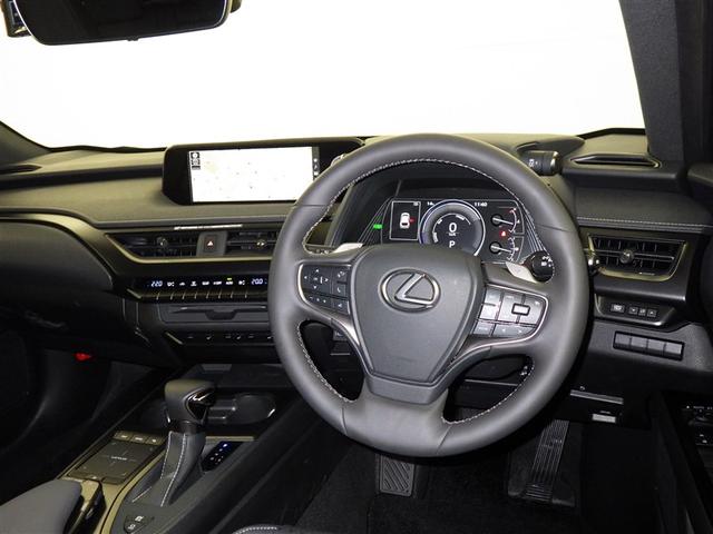 全国の販売店ネットワークを活かした豊富な在庫数や充実の保証、ＬＥＸＵＳオーナーとしての各種サービスも備えています。