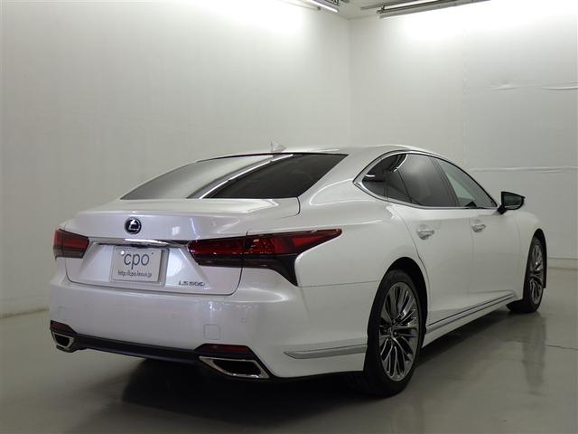 ＬＳ ＬＳ５００　Ｉパッケージ　レクサス認定中古車ＣＰＯ　２０インチアルミホイール　ムーンルーフ　本革（ドアトリム：ファブリック）／ホワイト／アッシュ（オープンフィニッシュ／墨ブラック）　フロアマット（純正）　ドライブレコーダー（5枚目）