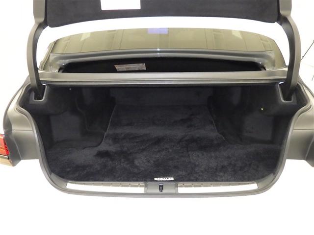 ＬＳ ＬＳ５００　Ｉパッケージ　レクサス認定中古車ＣＰＯ　２０インチアルミホイール　ムーンルーフ　本革（ドアトリム：ファブリック）／ホワイト／アッシュ（オープンフィニッシュ／墨ブラック）　フロアマット（純正）　ドライブレコーダー（21枚目）