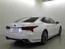 ＬＳ ＬＳ５００　Ｉパッケージ　レクサス認定中古車ＣＰＯ　２０インチアルミホイール　ムーンルーフ　本革（ドアトリム：ファブリック）／ホワイト／アッシュ（オープンフィニッシュ／墨ブラック）　フロアマット（純正）　ドライブレコーダー（5枚目）