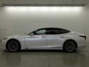 ＬＳ ＬＳ５００　Ｉパッケージ　レクサス認定中古車ＣＰＯ　２０インチアルミホイール　ムーンルーフ　本革（ドアトリム：ファブリック）／ホワイト／アッシュ（オープンフィニッシュ／墨ブラック）　フロアマット（純正）　ドライブレコーダー（6枚目）