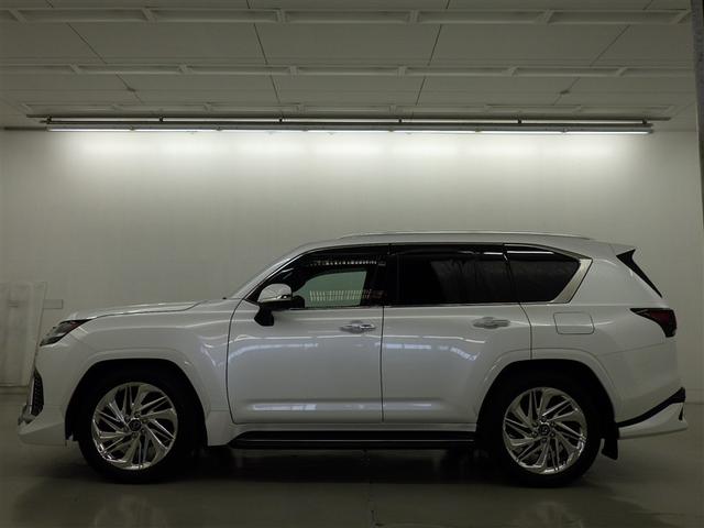 LX LX600 レクサス認定中古車CPO 22インチアルミホイール リヤシートエンターテインメントシステム マークレビンソンリファレンスサラウンドサウンドシステム フロアマット(純正) ドライブレコーダー(6枚目)