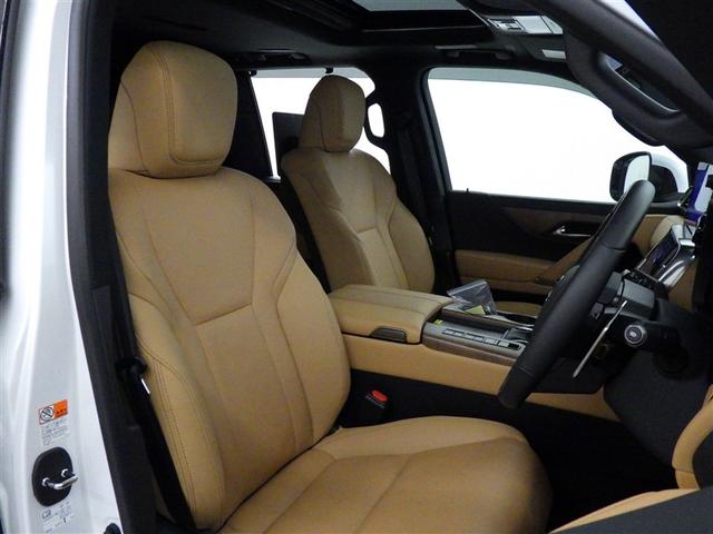 LX LX600 レクサス認定中古車CPO 22インチアルミホイール リヤシートエンターテインメントシステム マークレビンソンリファレンスサラウンドサウンドシステム フロアマット(純正) ドライブレコーダー(17枚目)